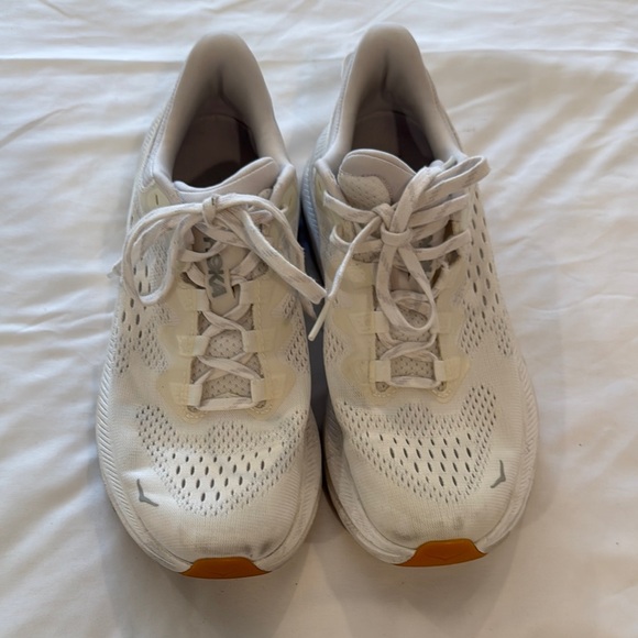 Hoka Kawana 2 Size 7.5 - Picture 2 of 10